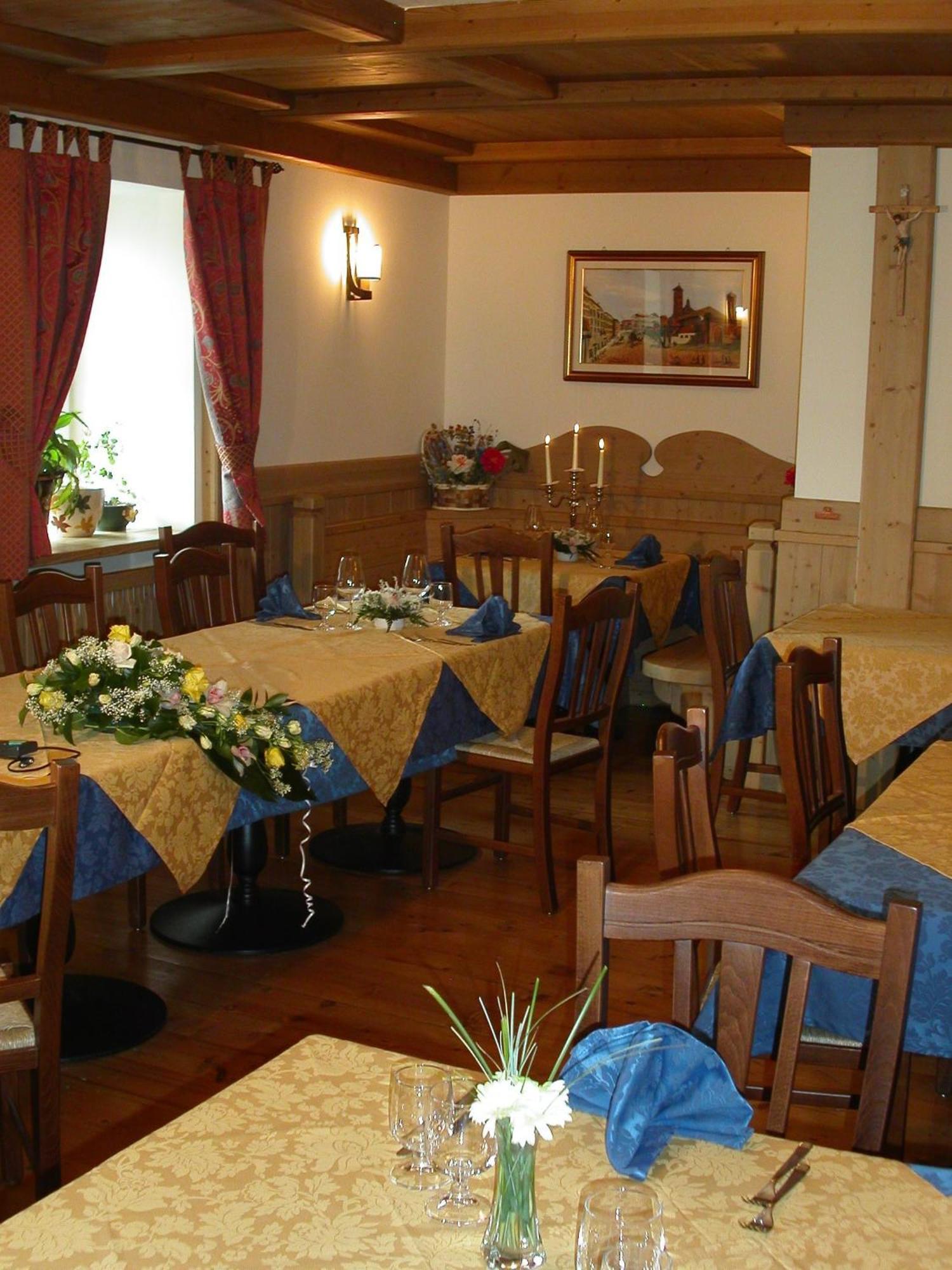 Alpen Garten Hotel Margherita Rumo Kültér fotó