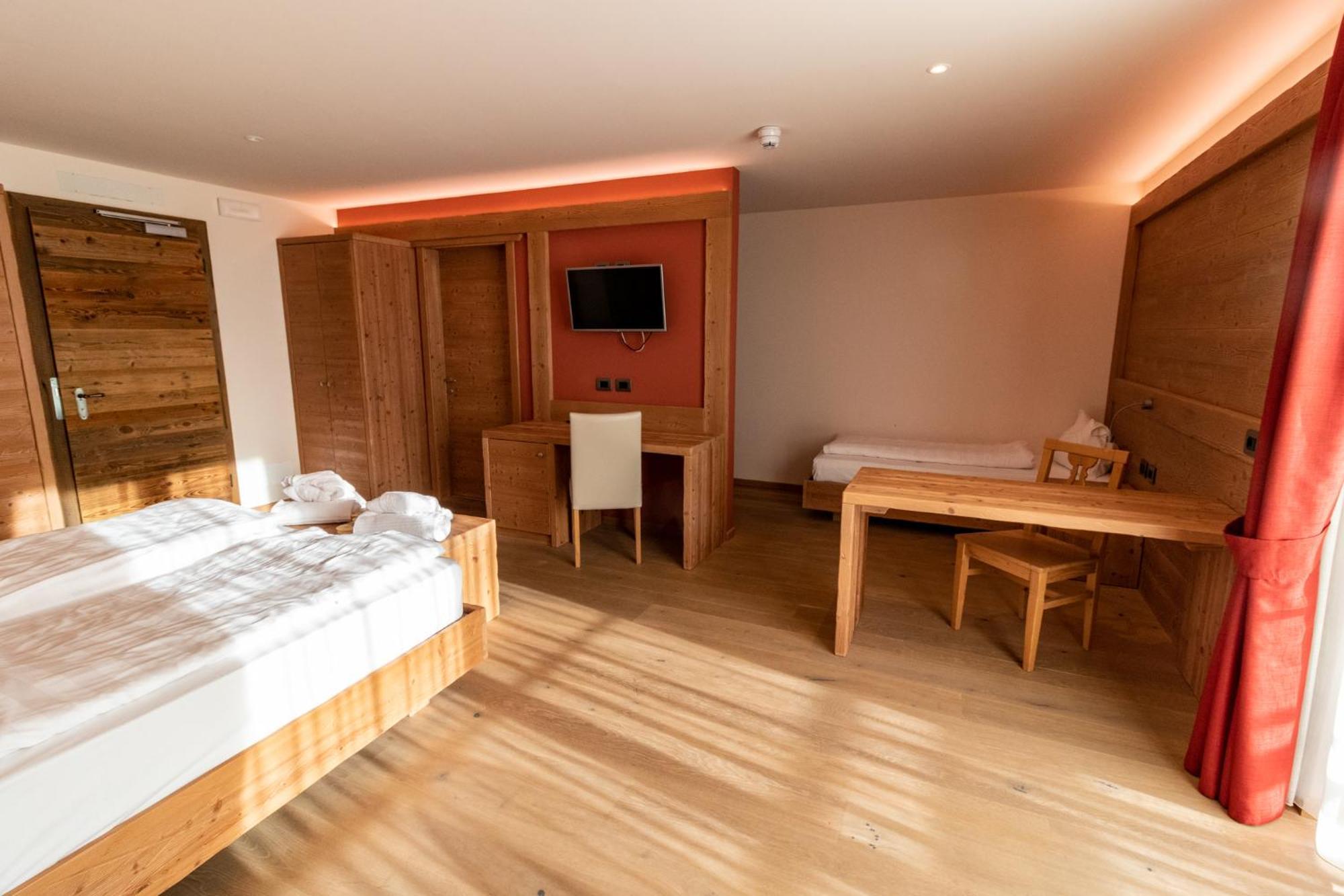 Alpen Garten Hotel Margherita Rumo Kültér fotó